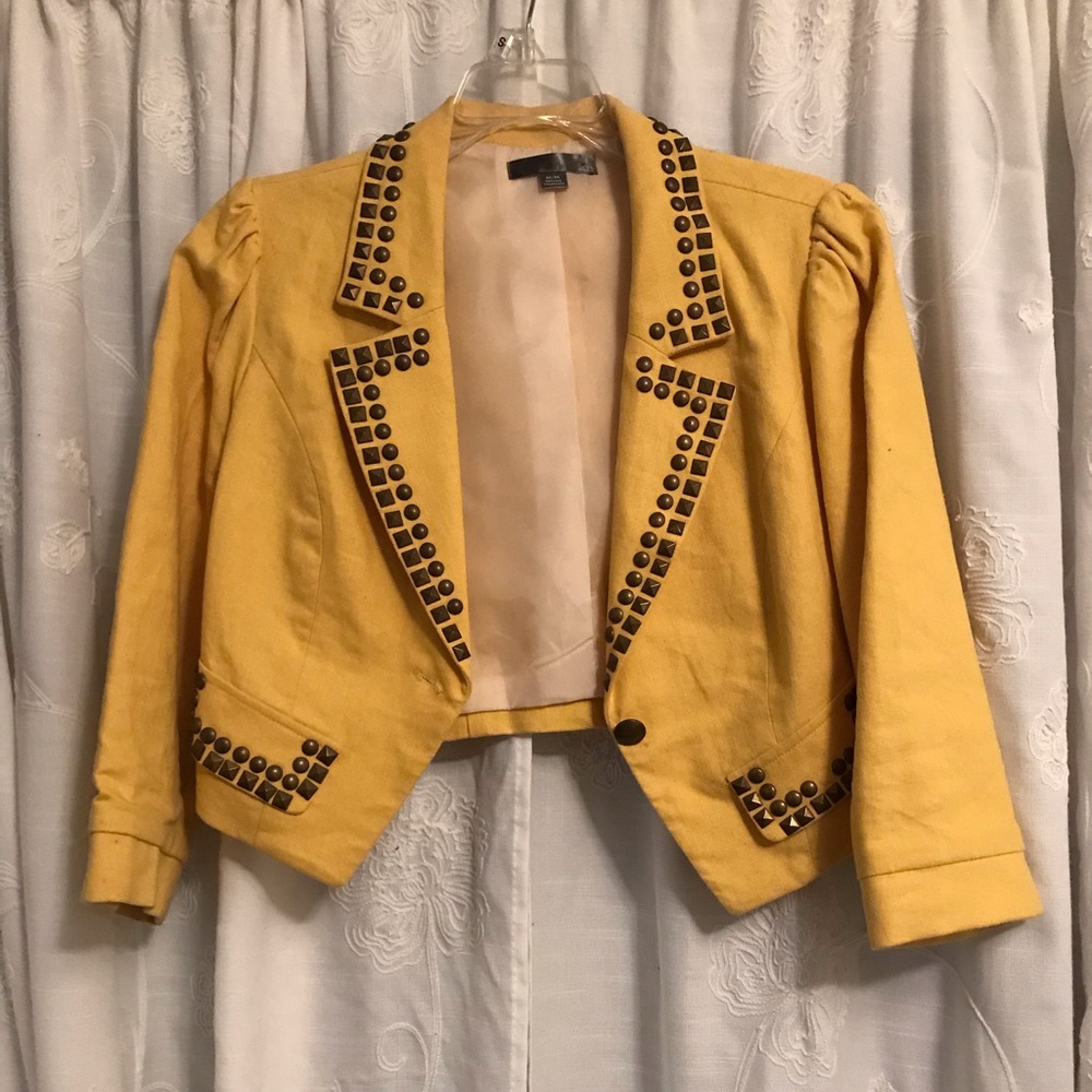Love21 cropped studded blazer
